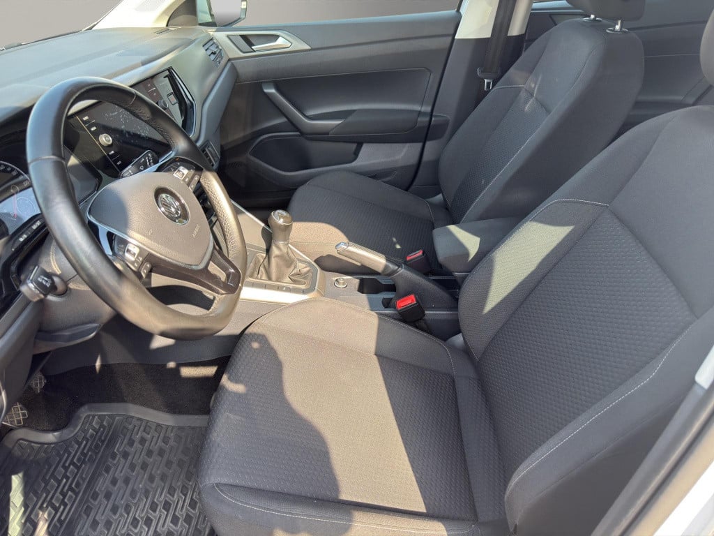 Volkswagen Polo 1.0 mpi comfortline | navi | airco (automatisch) | verwarmd