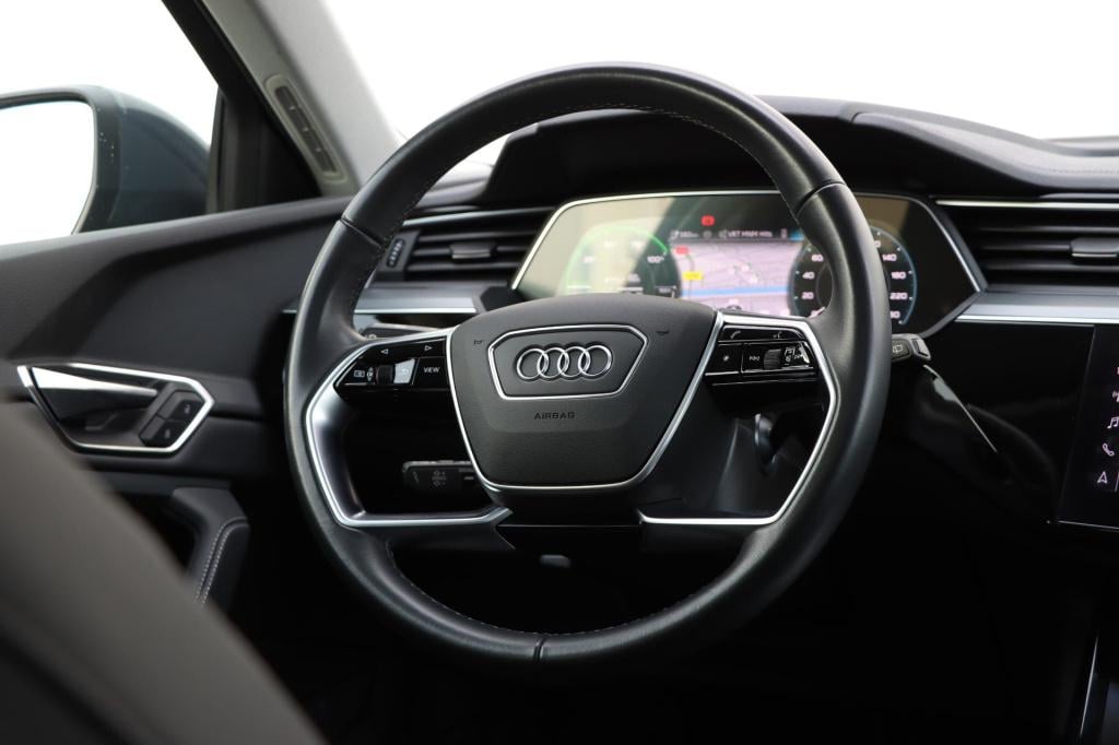 Audi Q8 E-tron 55 quattro advanced edition plus 115 kwh | soh 92,2% | lucht