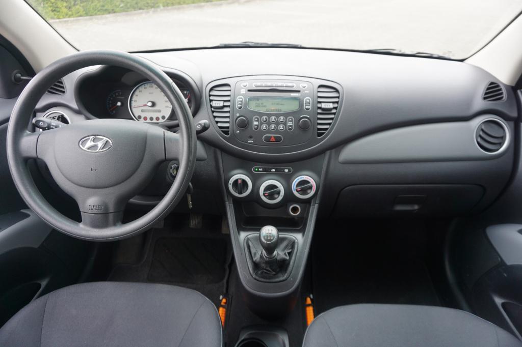 Hyundai I 10 1.1 active cool airco / elektr. ramen / nap