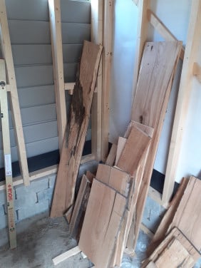 Te koop: stukken eikenhout. planken, Schaaldelen.