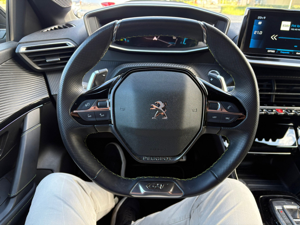 Peugeot 208 1.2 puretech gt