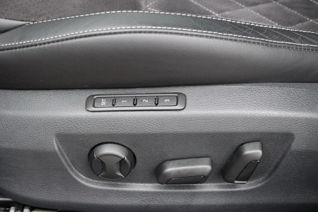 Skoda Superb combi 1.4 tsi iv sportline business 218pk dsg6