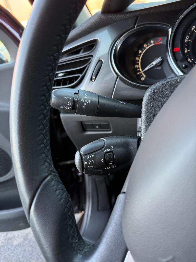 Citroen DS3 cabrio 1.2 vti - so chic