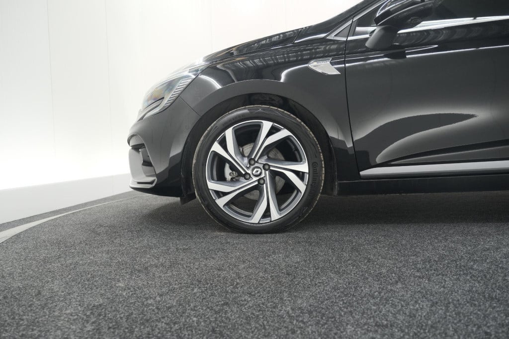 Renault Clio 1.6 e-tech hybrid 140 r.s. line | 360 camera | apple carplay |