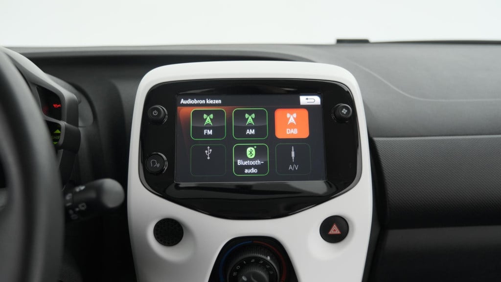 Citroen C1 1.0 vti airscape feel | vouwdak | camera | apple carplay | dab+