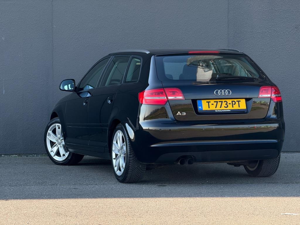 Audi A3 sportback 1.4 tfsi attraction