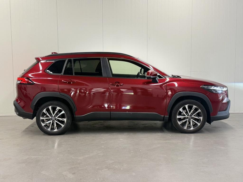Toyota Corolla Cross 2.0 hp hybrid first ed| adap.cruise| stoel+stuur verw|
