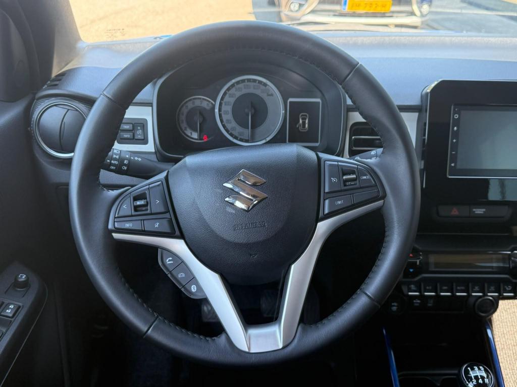 Suzuki Ignis 1.2 smart hybrid style