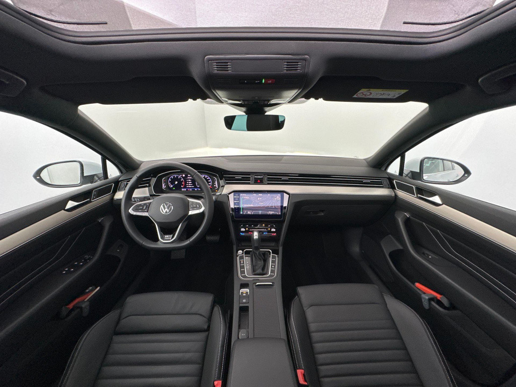 Volkswagen Passat variant 1.5 tsi r-line business dsg7 150pk panoramadak - 