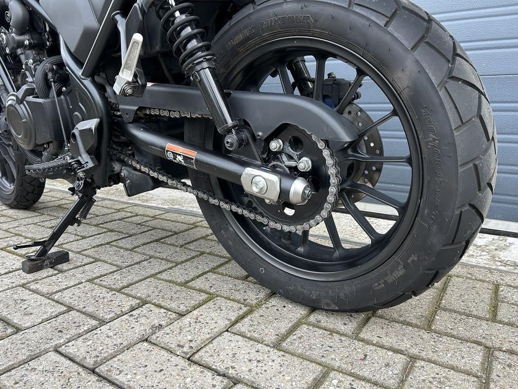 Honda CL500, in nieuwstaat zijne retro-style uit 2024 met 12dkm €5750,-