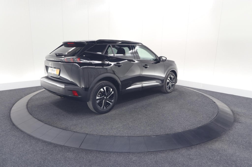 Peugeot 2008 puretech 102 allure pack | camera | apple carplay | parkeersen