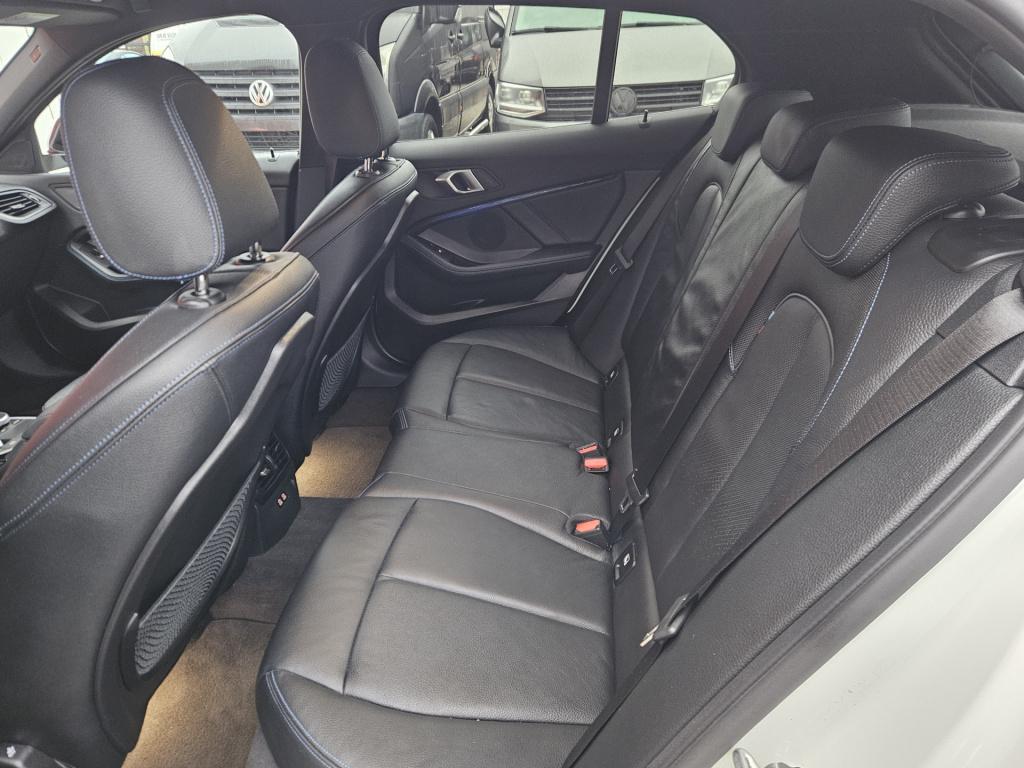 BMW 1 Serie 118i high executive m-sport | head-up | leder