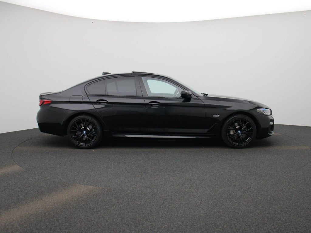 BMW 5 Serie 520e business edition plus | m-sport | automaat | schuifdak | t