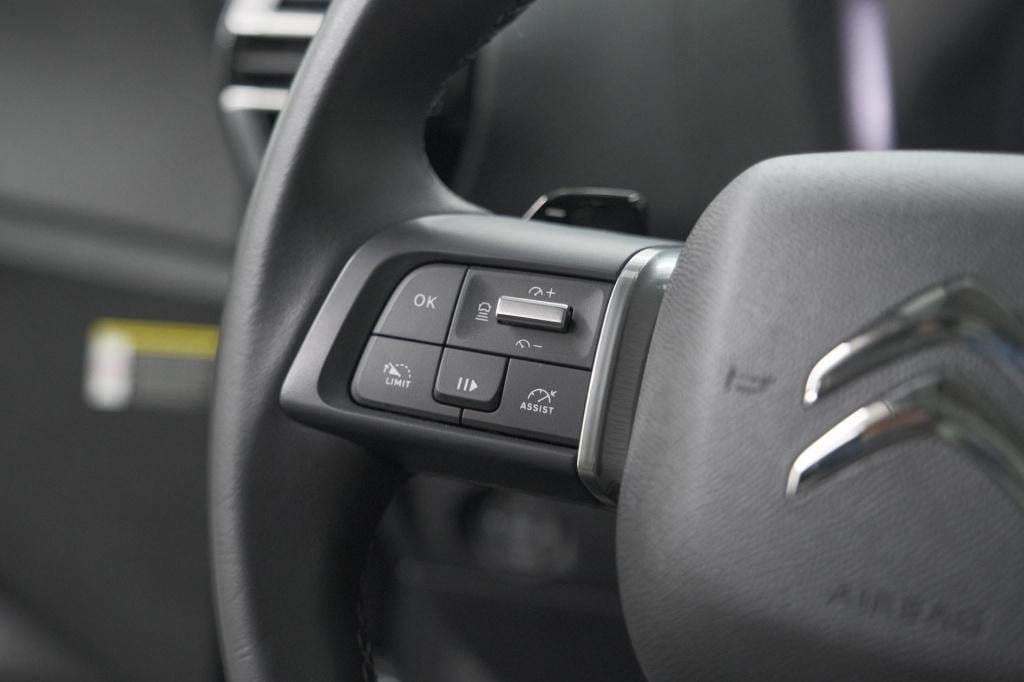 Citroen C4 1.2 hybrid 136 max | 360 camera | adaptieve cruise control | nav