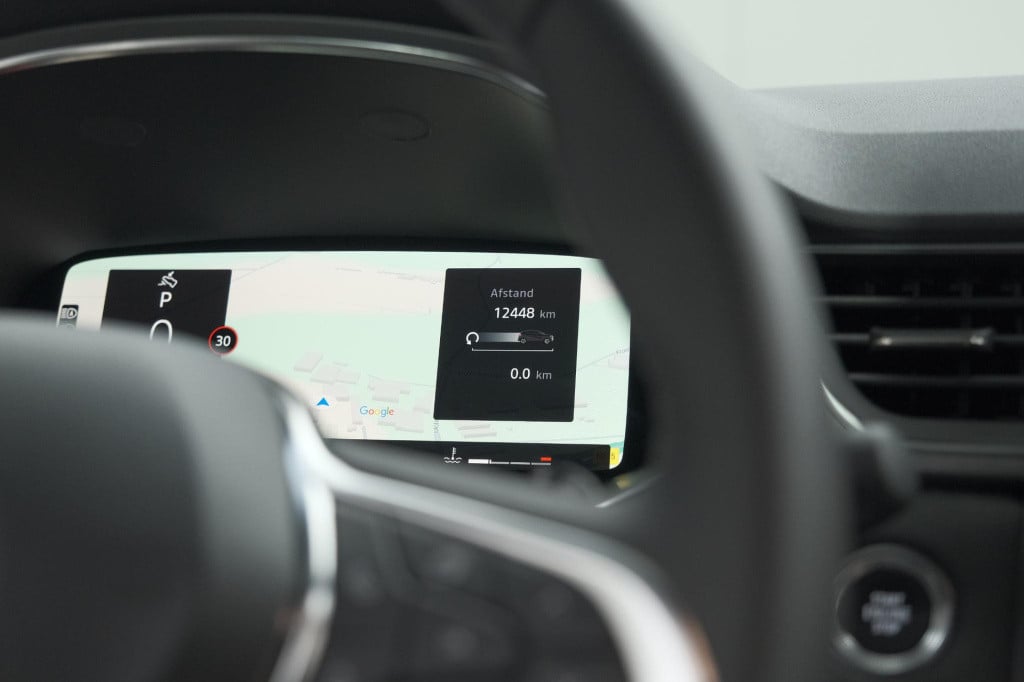 Renault Captur mild hybrid 160 edc techno | camera | navigatie | apple carp