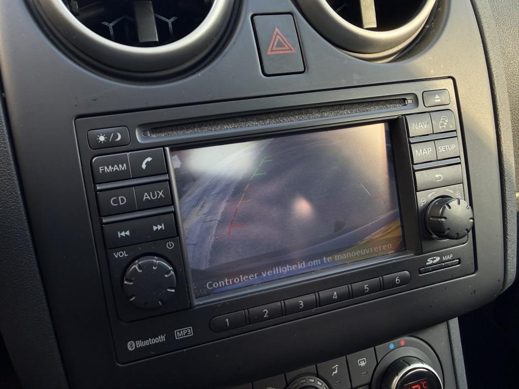 Nissan Qashqai 1.6 connect edition // trekhaak //