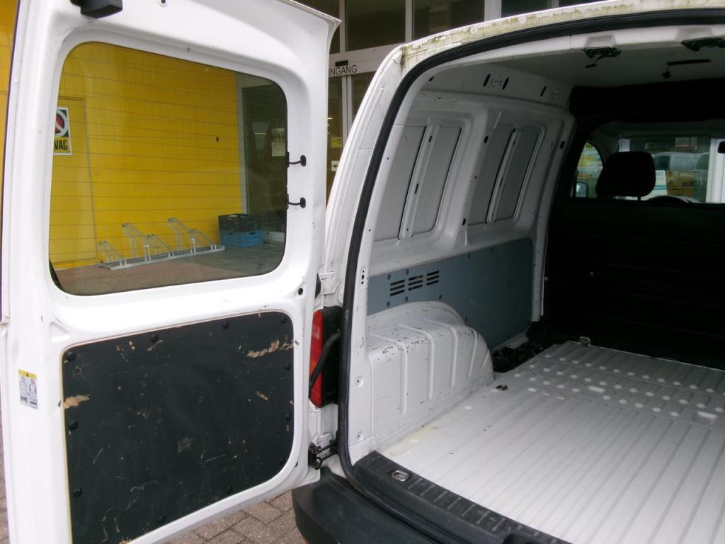 Volkswagen Caddy 2.0 tdi airco, cruise-controle, trekhaak