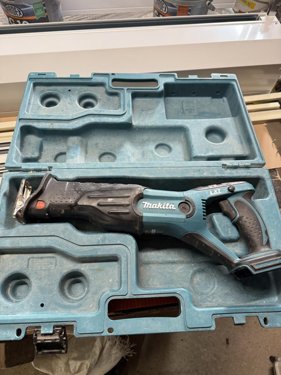 Makita reciprozaag accu