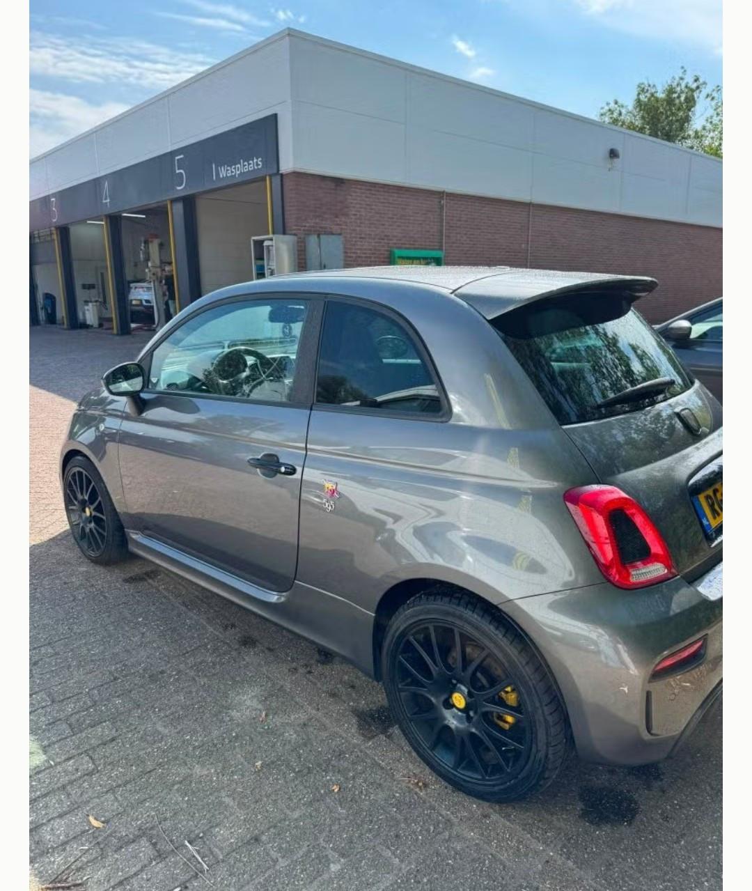 Abarth 595