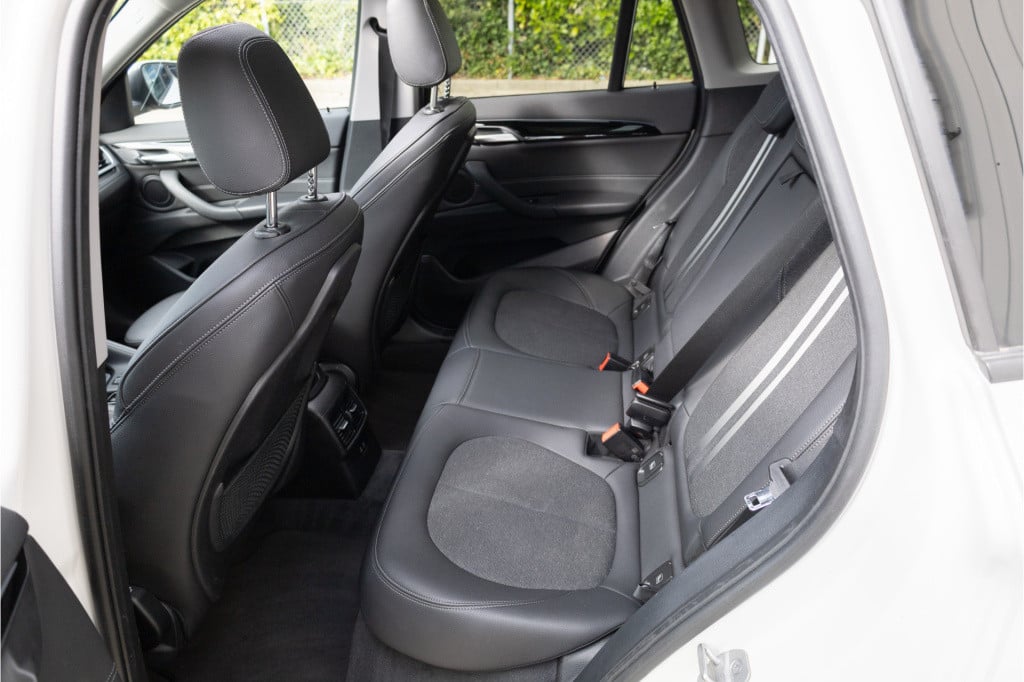 BMW X1 xdrive25e edrive sport line ✅pano✅18inch✅sportst