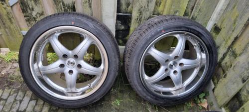 17 inch velgen met banden
