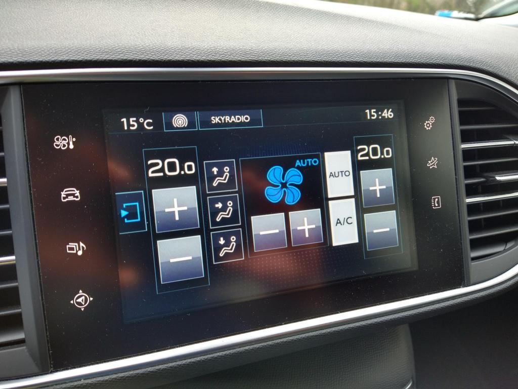 Peugeot 308 1.2 110 style clima/nav/lmv