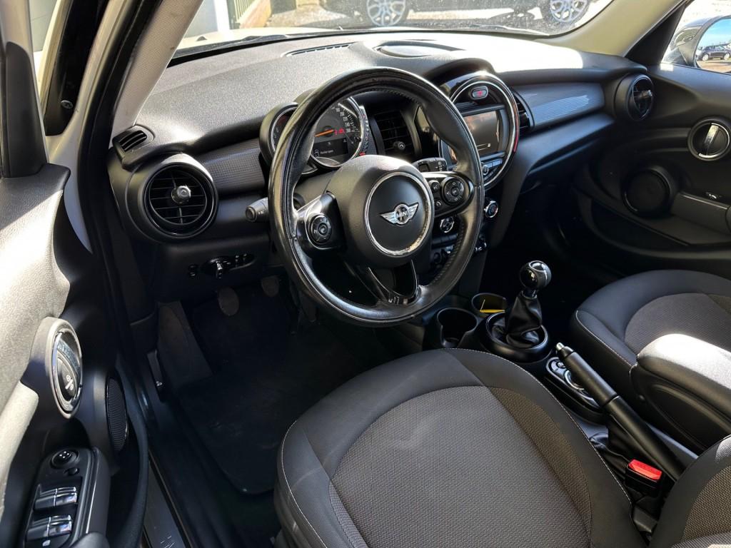 Mini 5-deurs cooper 1.5 136pk