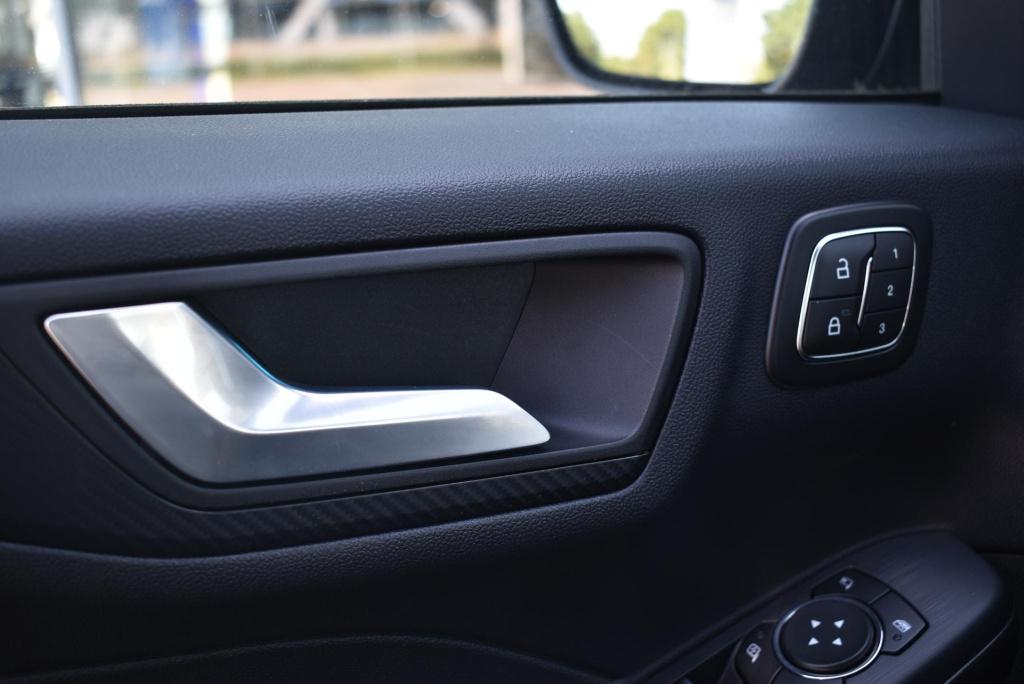 Ford Kuga 2.5 phev st-line x | climate control | adaptieve cruise control |