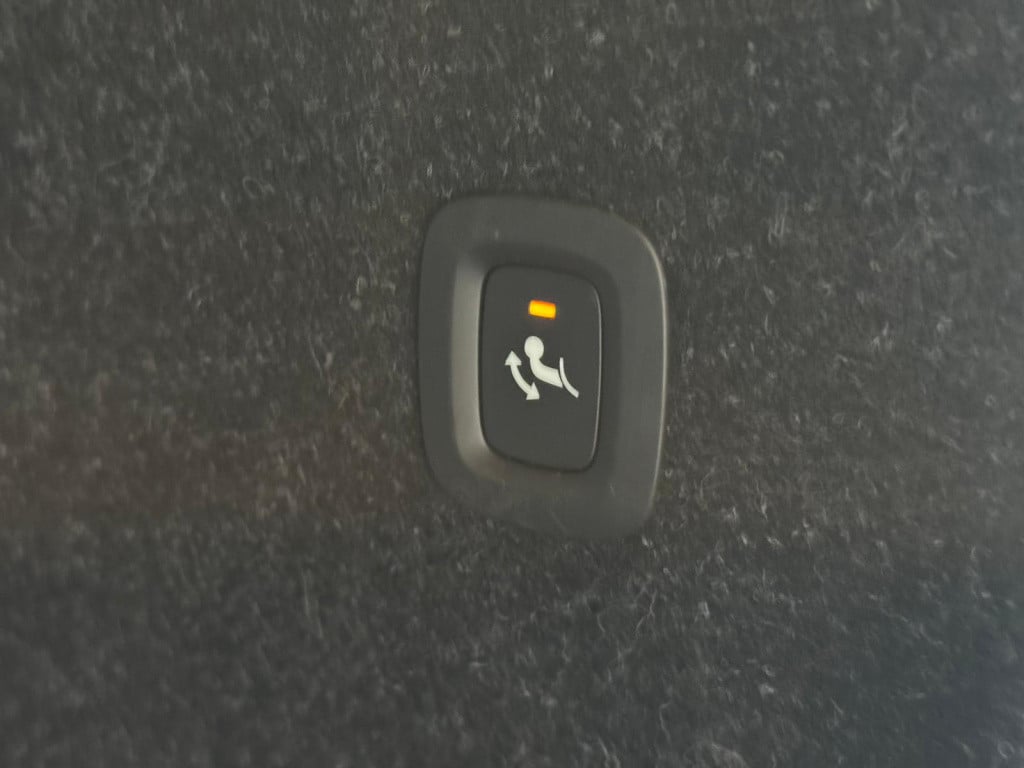 Volvo XC40 1.5 t4 recharge r-design