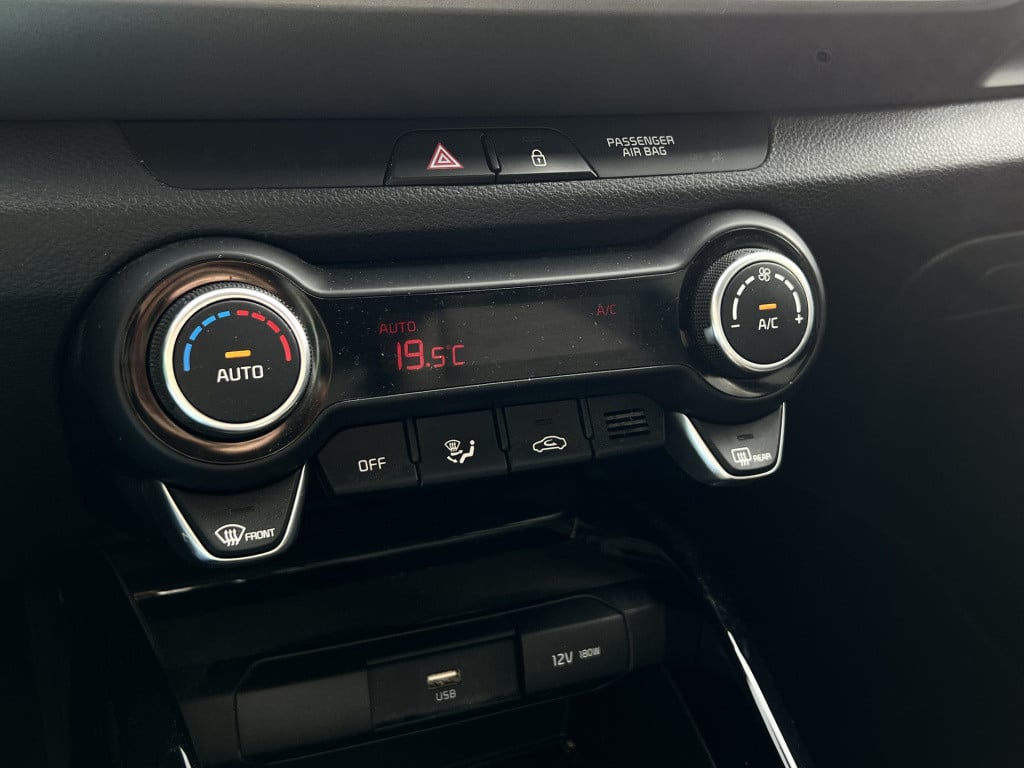 Kia Stonic 1.0 t-gdi mhev dynamicline | apple/ android carplay | camera | t