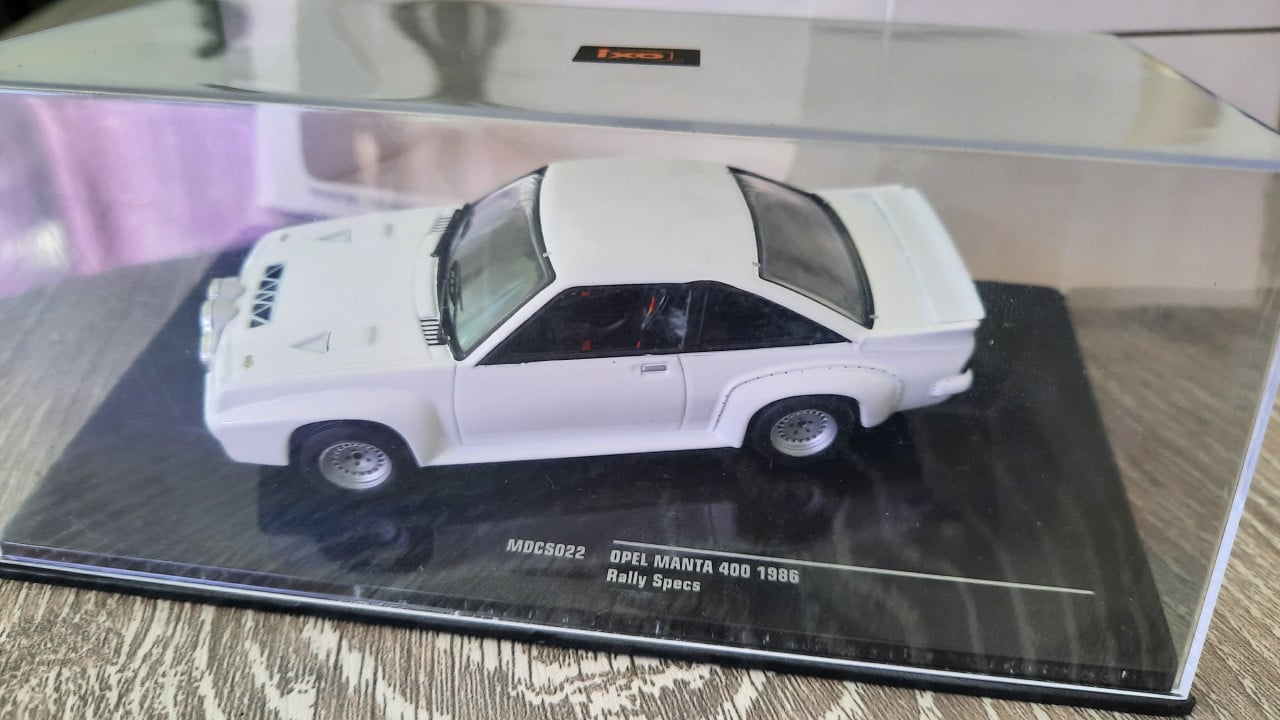Opel manta 400 IXO