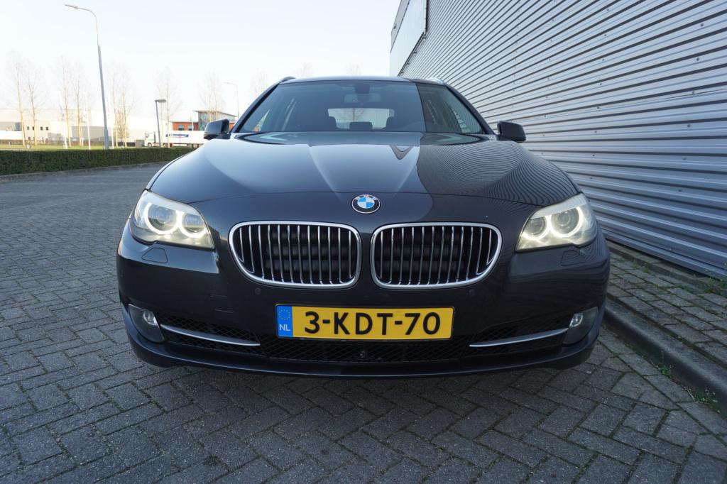 BMW 5 Serie touring 520i high executive automaat - climate / navi / cruise 