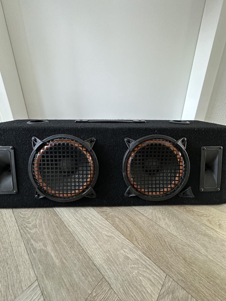 Speakerbox (autobox)