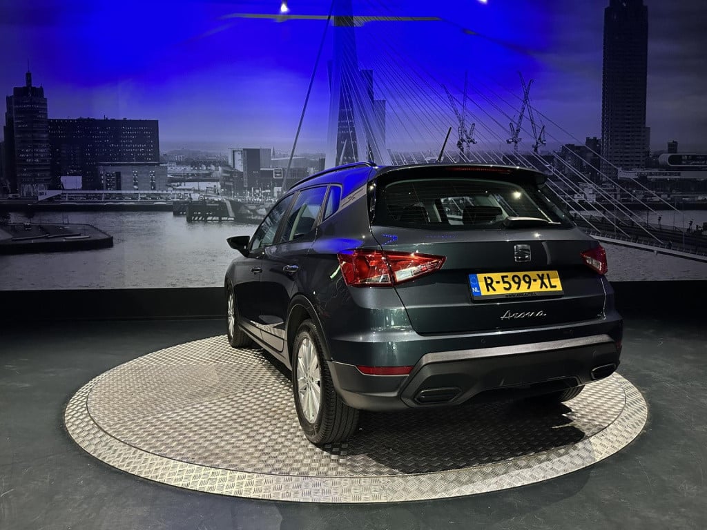 Seat Arona 1.0 tsi style business intense *appconnect*acc*clima*