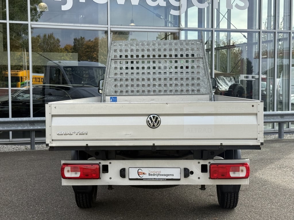 Volkswagen Crafter 35 2.0 tdi l3 open laadbak | pick up | 3t trekgew. | nav