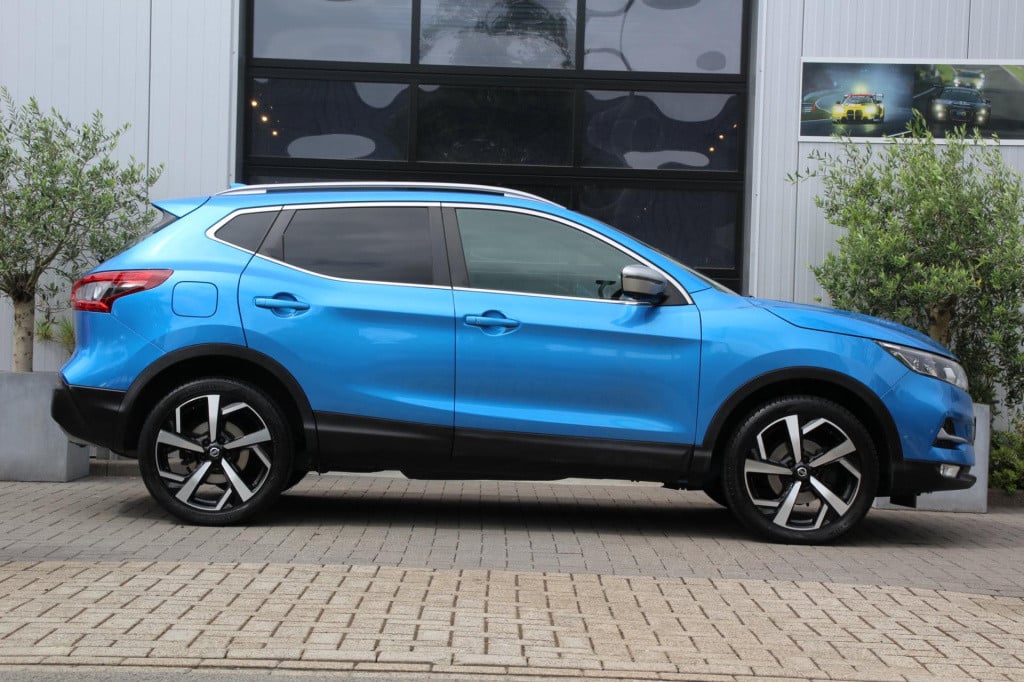 Nissan Qashqai 1.6 tekna + - pano - leder - bose - trekhaak - dab - led - s