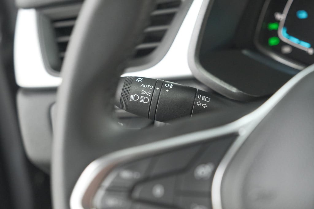 Renault Captur 1.6 e-tech full hybrid 145 techno | trekhaak | navigatie | p