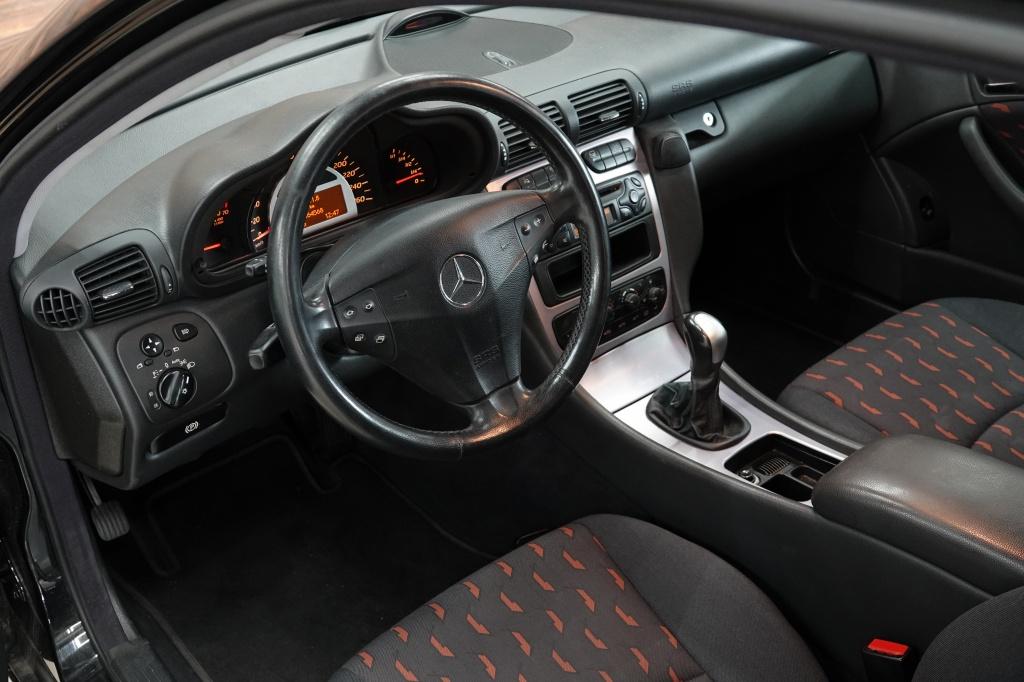 Mercedes-Benz C-Klasse sportcoupé 180 k | cruise | airco | pdc |