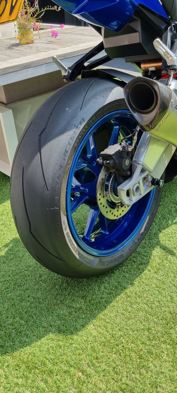 BMW S1000RR