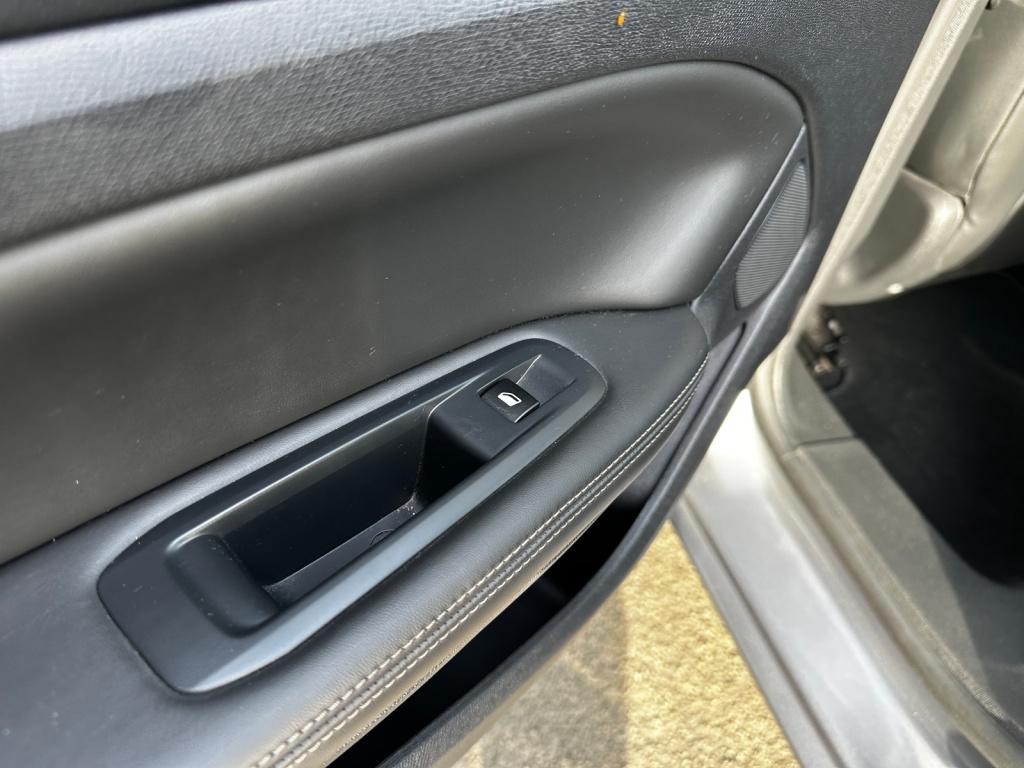 Peugeot 308 sw 1.2 e thp allure xenon | 18'' lm | leder