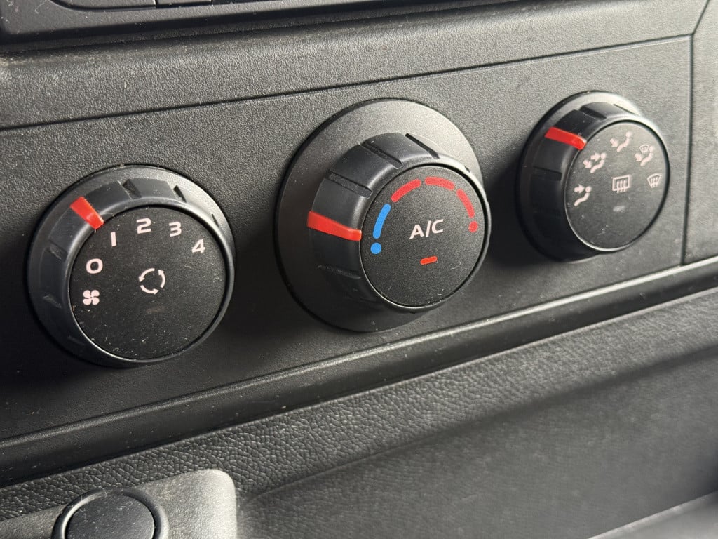Renault Master t35 2.3 dci l2h2 energy | trekhaak | camera | airco | pdc
