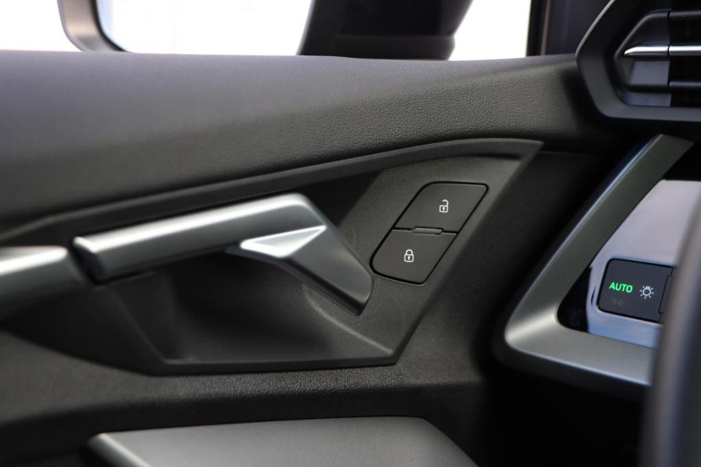 Audi A3 sportback 35 tfsi advanced edition 150pk s-tronic | carplay | camer