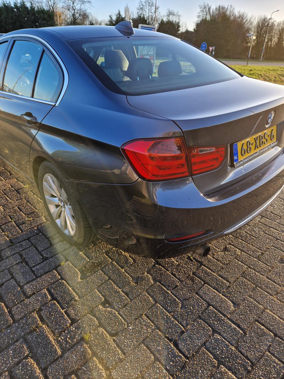 Bmw 320i luxery