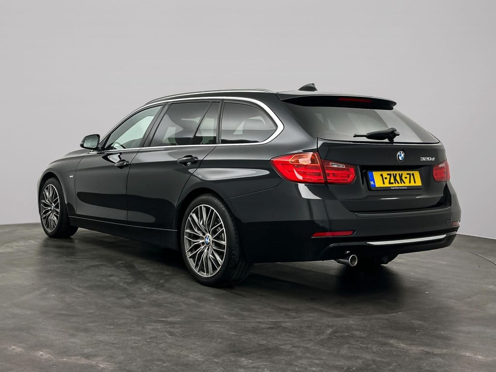 BMW 3-serie touring 320d high executive pano leder automaat