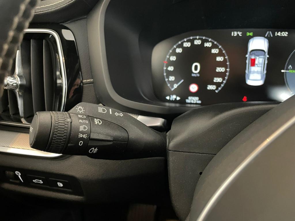 Volvo S60 2.0 t8 awd twin engine r-design