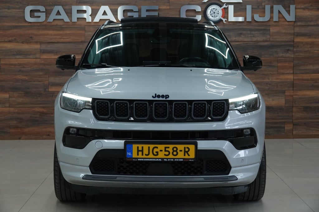 Jeep Compass 4xe 240 | pano | acc | led | 360' camera |