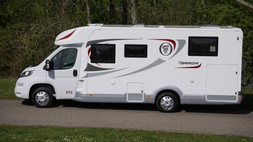 ELNAGH 573 tot 5 persoonscamper