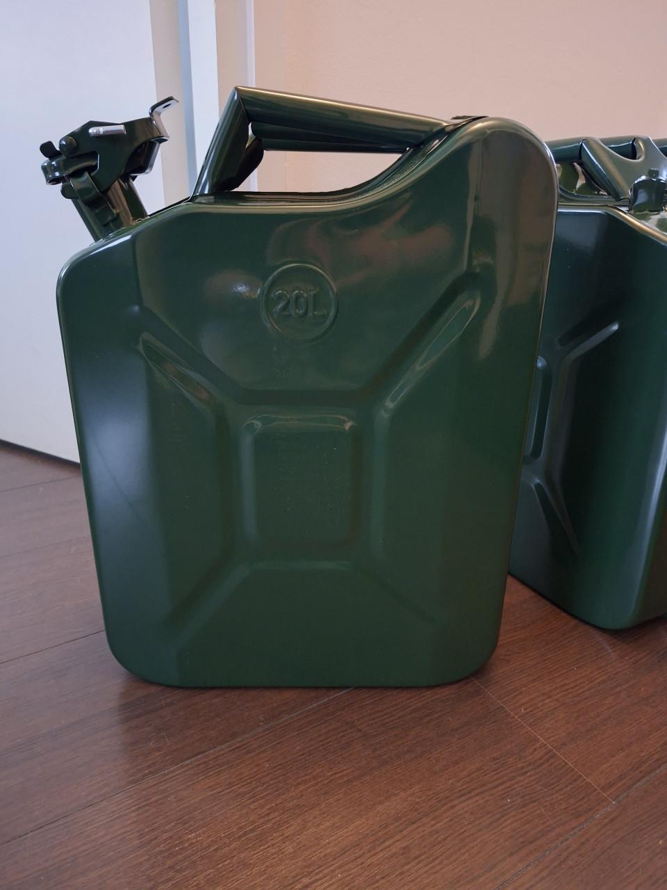 Metalen jerrycans 20L