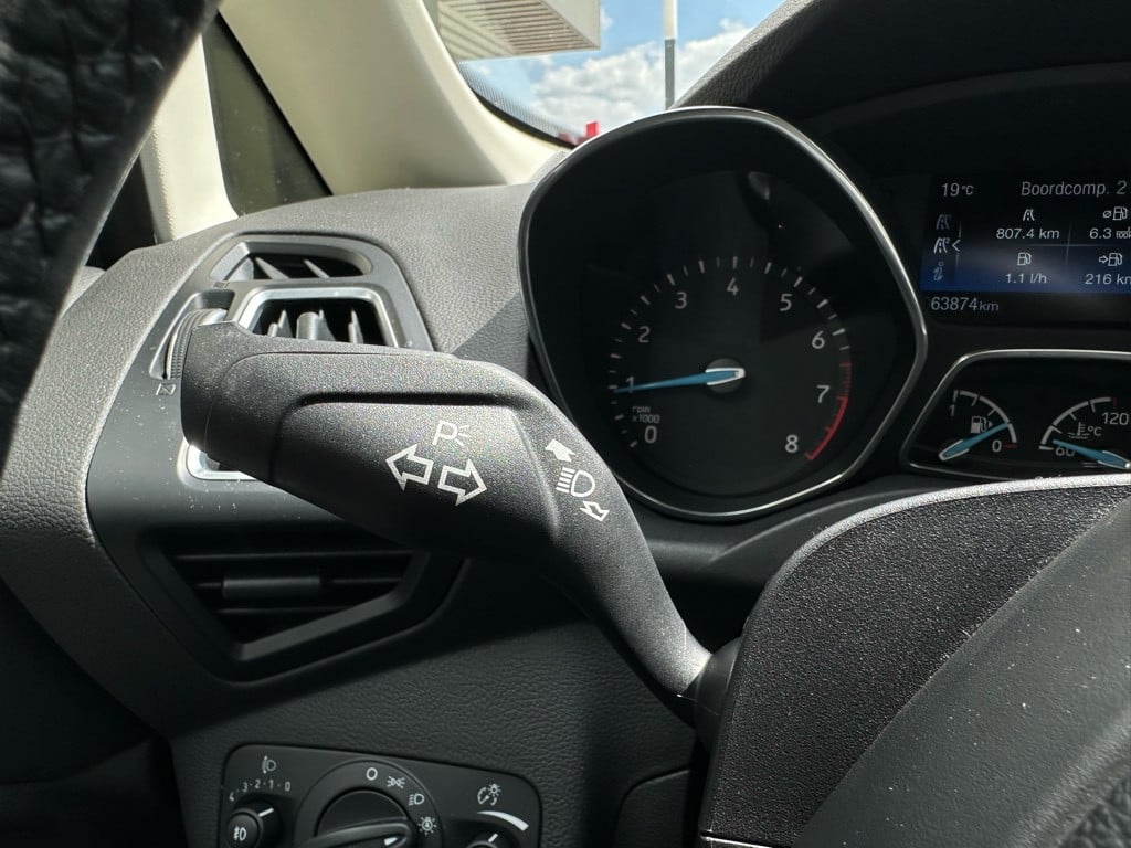Ford C-max 1.0 titanium // nieuwe distributie // luxe uitvoering //