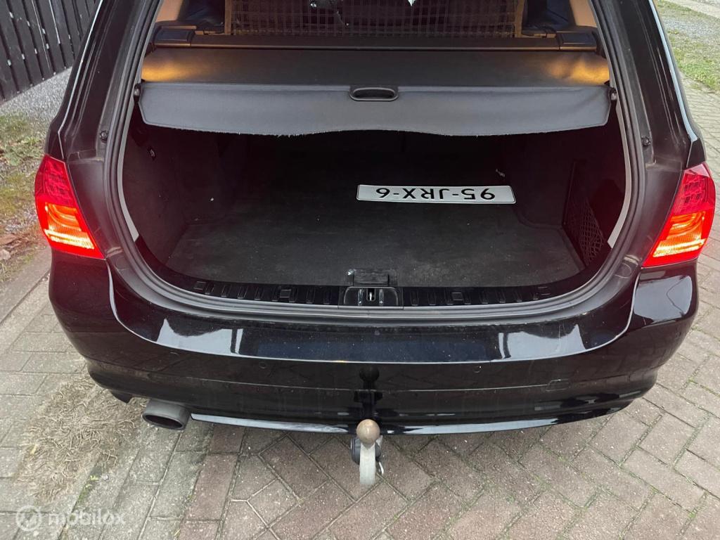 BMW 3-serie touring 318i business line